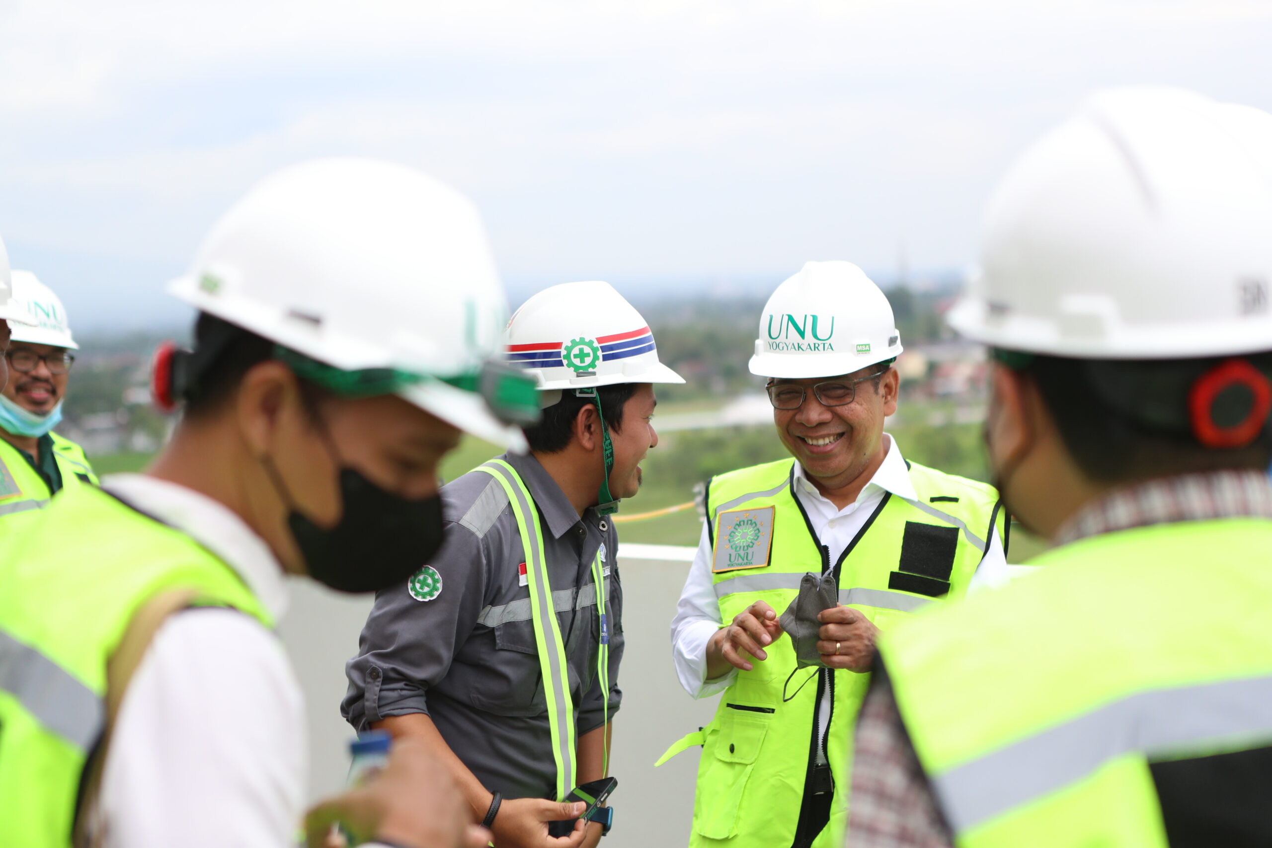 Mensesneg Pantau Progres Gedung Baru: Kerja Cepat dan Akurat