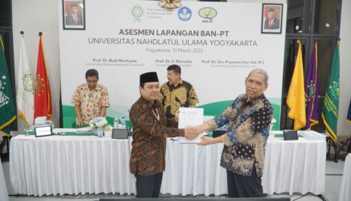 <strong>Menapak Pasti Hadapi Akreditasi</strong>
