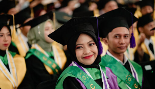 UNU Jogja Wisuda 274 Sarjana Baru