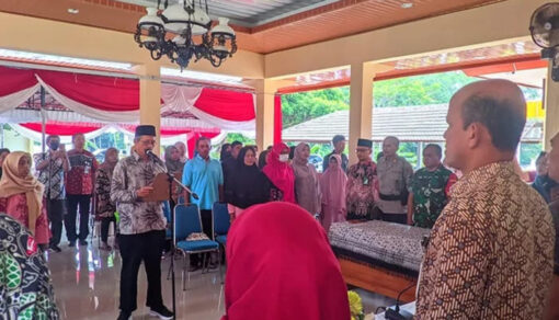 Mahasiswa UNU Jogja Pimpin Warga GunungkidulDeklarasikan Mundur dari Program Bansos