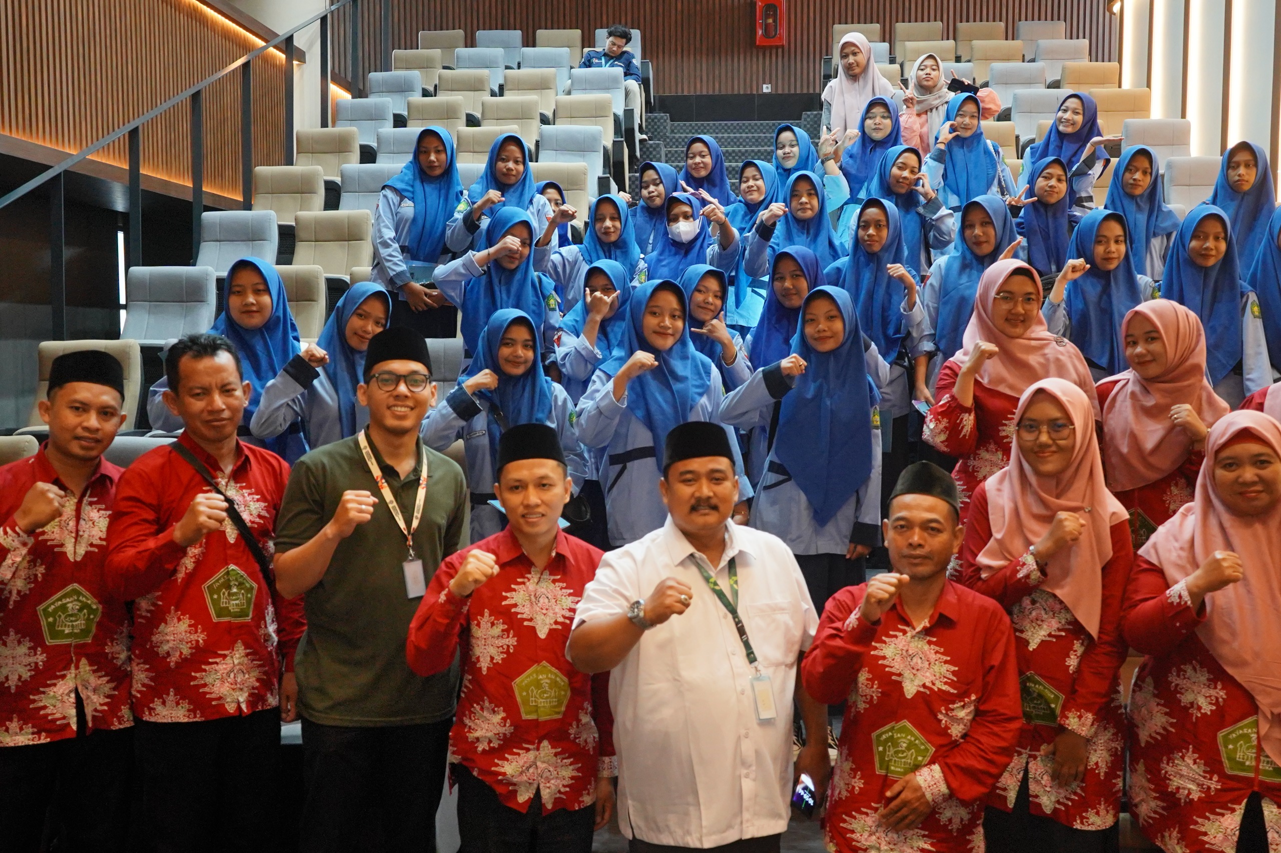 UNU Jogja Sambut Kunjungan SMK An-Nur Banjarejo