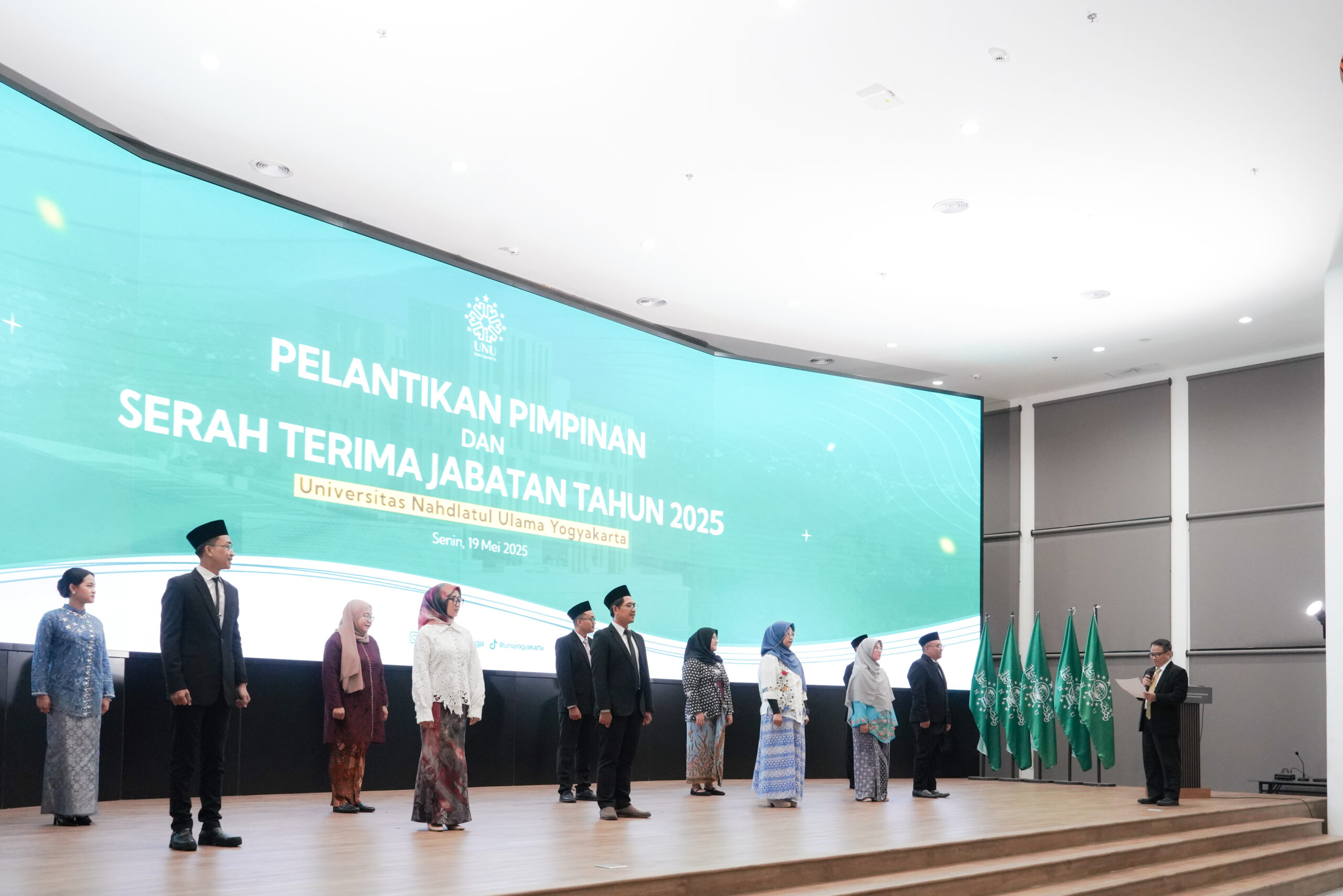 UNU Jogja Lantik 13 Pimpinan Baru, Speed Up Mengejar Visi Besar