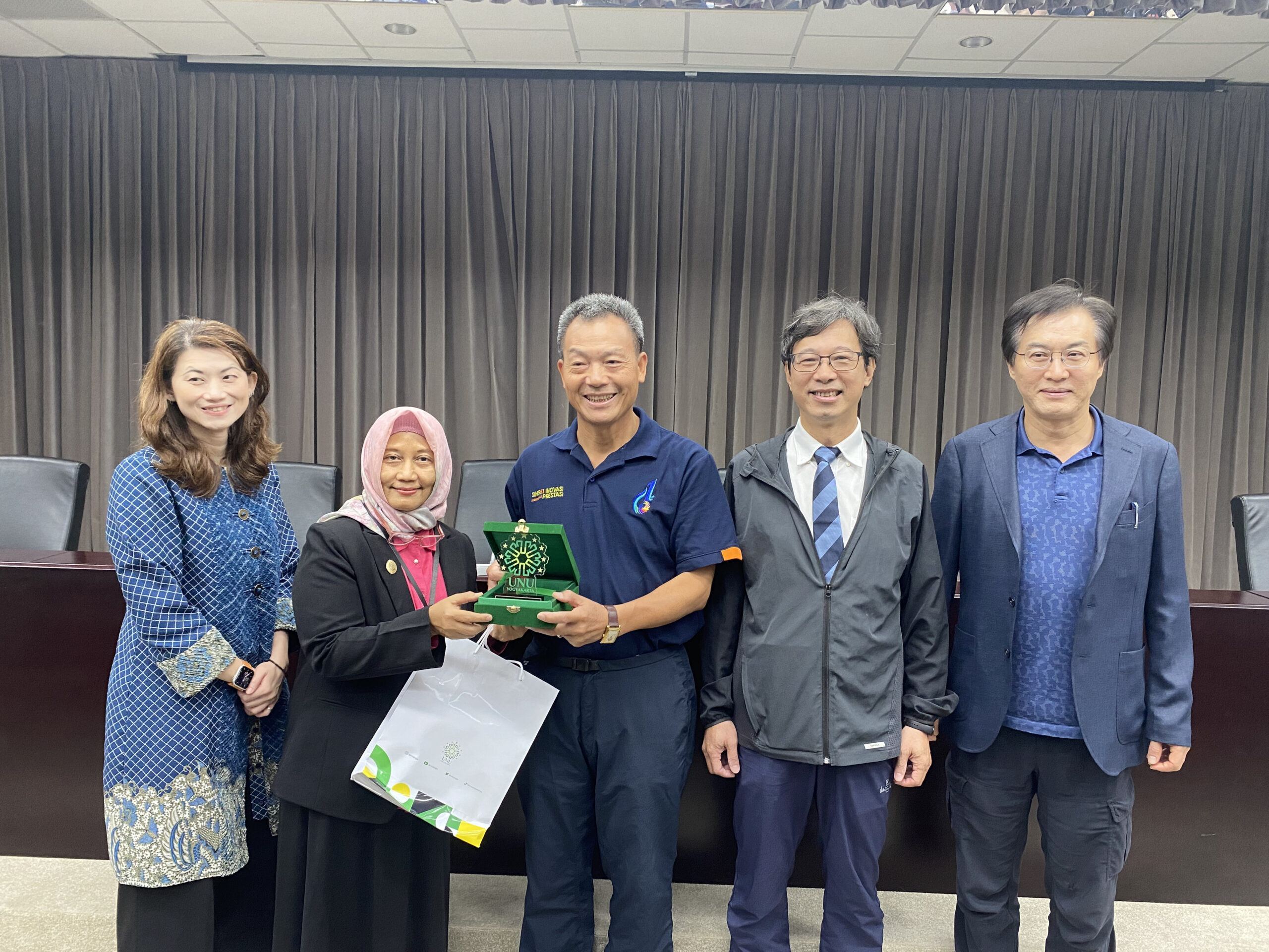 Dekan FE UNU Jogja Terbang ke Taiwan, Kampus Saintek Terkemuka hingga Industri Berbasis Robotika Diajak Kerja Sama