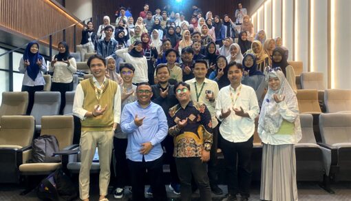 Bekali Mahasiswa Hadapi Dunia Akademik, FIP UNU Jogja Gelar Seminar Riset