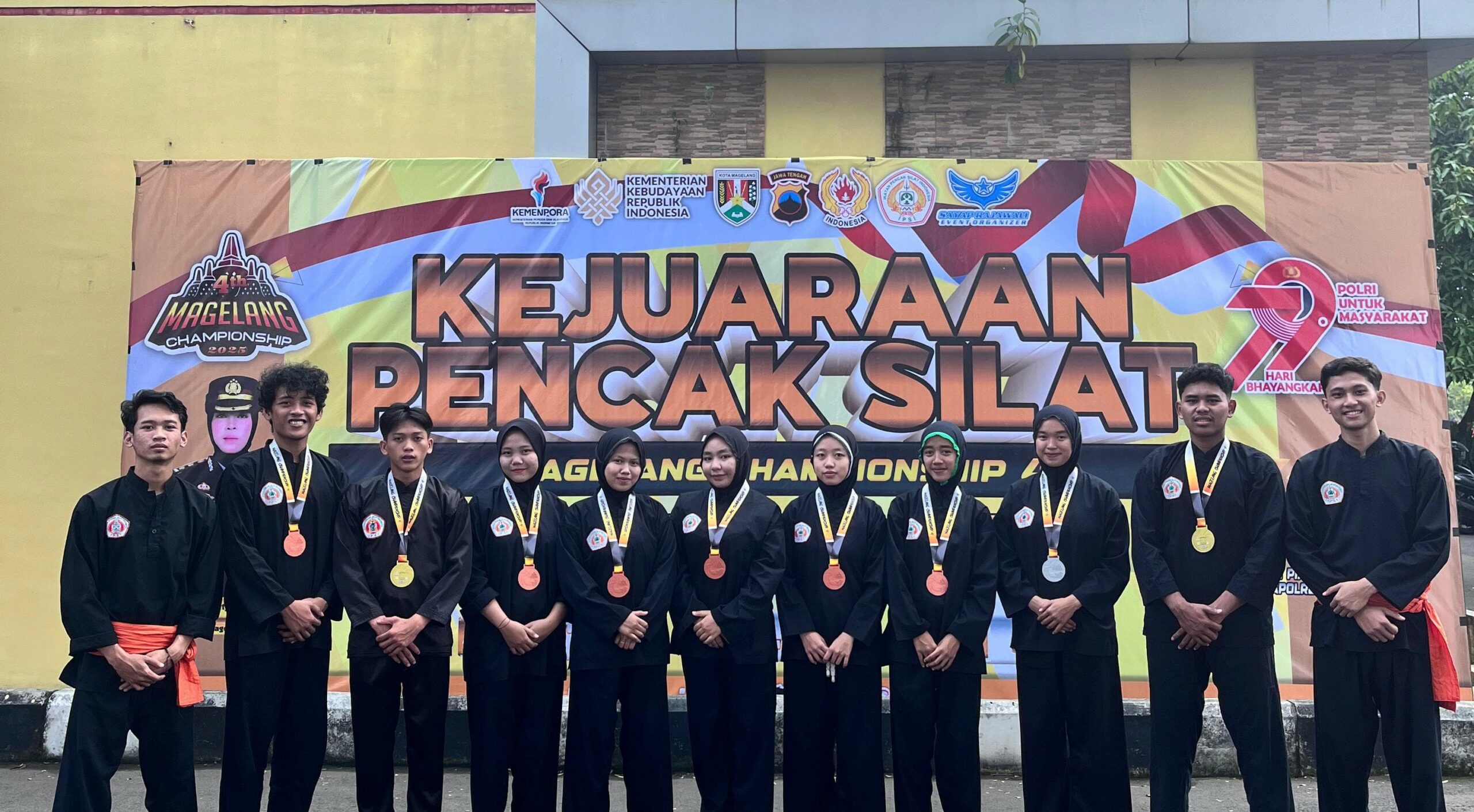 Tim Pencak Silat UNU Jogja Sabet 9 Medali di Ajang Nasional Magelang Championship 4