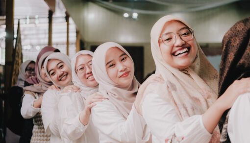 Penuh Canda Tawa, Family Gathering UNU Jogja 2025 Bangun Kekompakan